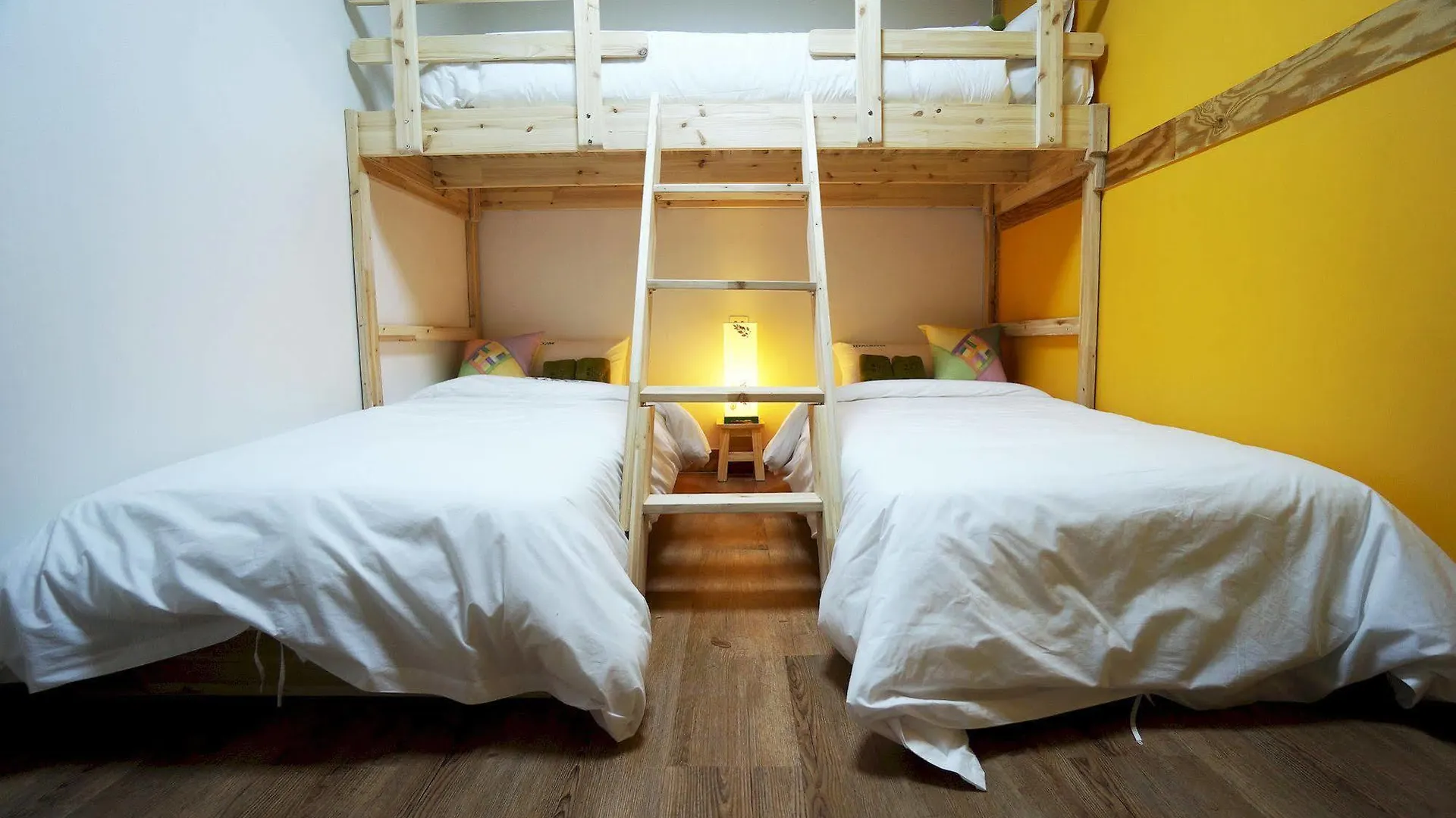 Mini Hotel Dalkom In Dongdaemun 3*, Seoul
